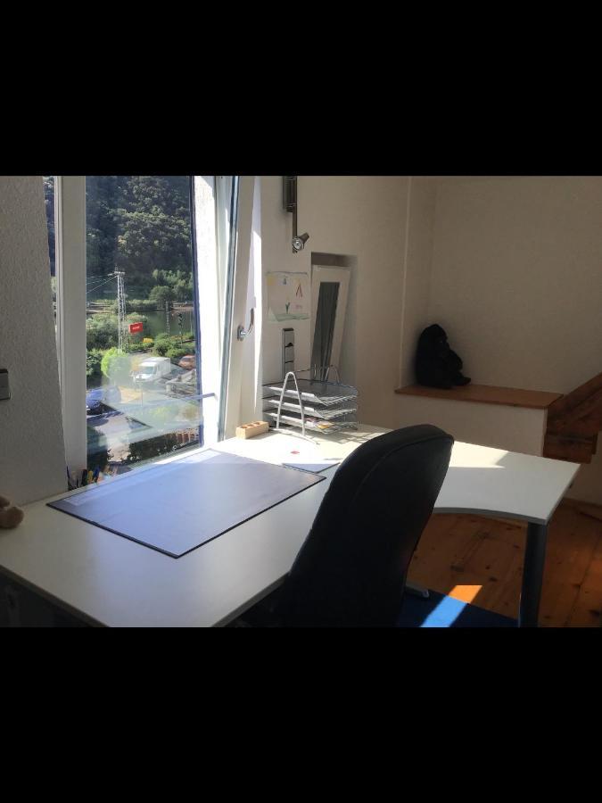 Doppelzimmer Dachgeschoss, Schnelles Wlan, Arbeitsplatz Und Garten Winningen Dış mekan fotoğraf