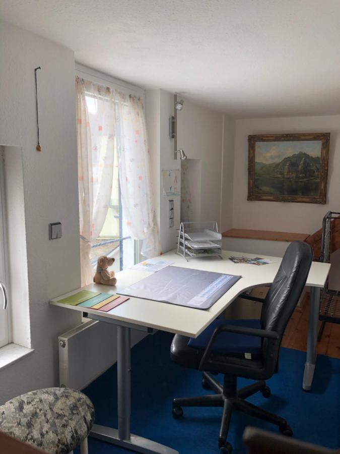Doppelzimmer Dachgeschoss, Schnelles Wlan, Arbeitsplatz Und Garten Winningen Dış mekan fotoğraf